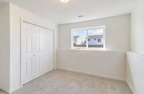 6736 Selkirk Drive S Fargo ND 58104