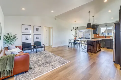 6736 Selkirk Drive S Fargo ND 58104