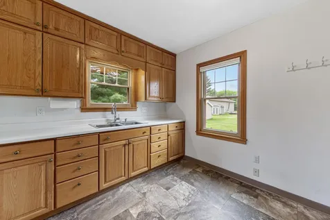 111 Joy Avenue SW Madelia MN 56062