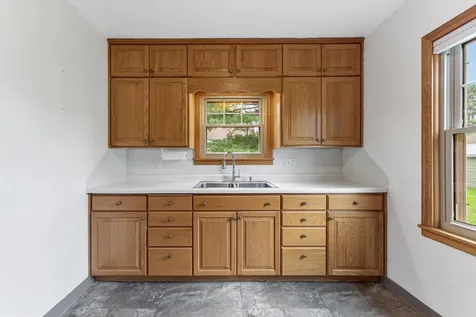 111 Joy Avenue SW Madelia MN 56062