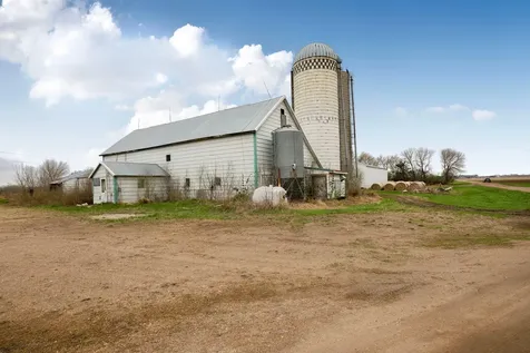 21372 273rd Avenue Paynesville MN 56362