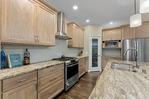 10230 57th Avenue N Plymouth MN 55442