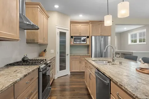 10230 57th Avenue N Plymouth MN 55442