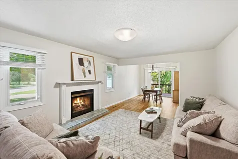 6433 Cavell Avenue N Brooklyn Park MN 55428