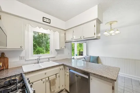 6433 Cavell Avenue N Brooklyn Park MN 55428