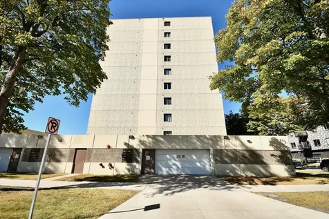 1110 3rd Avenue N Fargo ND 58102