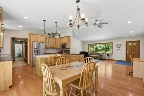 8235 20th Street SE Buffalo MN 55313