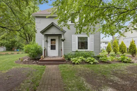109 Hope Avenue SE Watertown MN 55388
