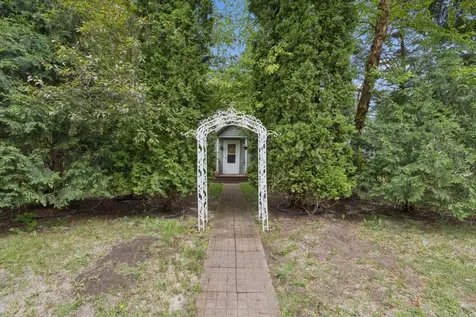 109 Hope Avenue SE Watertown MN 55388