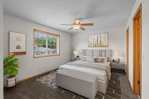 18241 Kerrville Trail Lakeville MN 55044