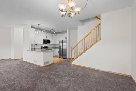18241 Kerrville Trail Lakeville MN 55044