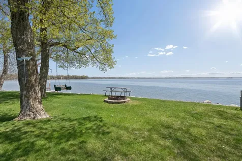 5579 Port Royal Road Isle MN 56342