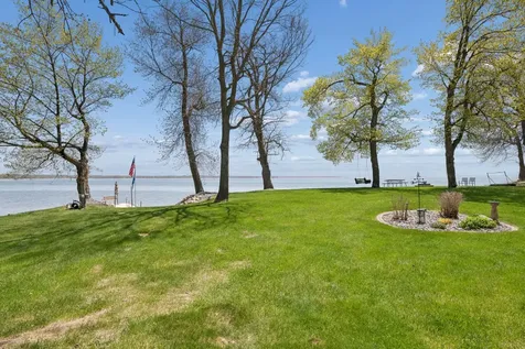 5579 Port Royal Road Isle MN 56342