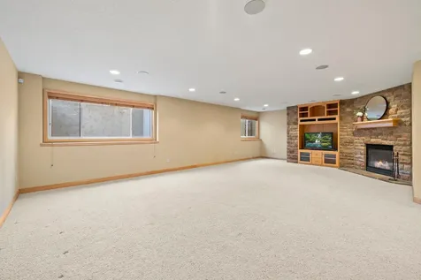 13974 Eagle Street NW Andover MN 55304