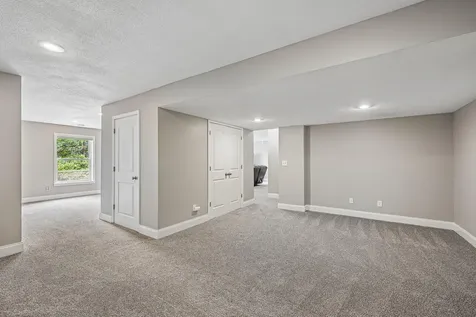 4909 Rusten Road Eagan MN 55122