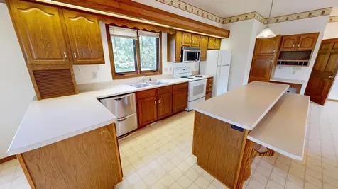 411 60th Avenue NE Willmar MN 56201