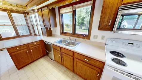 411 60th Avenue NE Willmar MN 56201