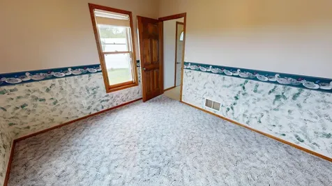 411 60th Avenue NE Willmar MN 56201