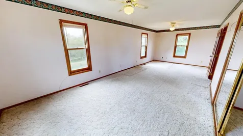 411 60th Avenue NE Willmar MN 56201