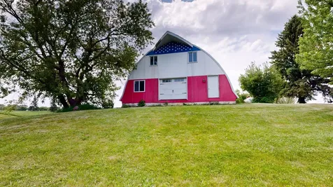 411 60th Avenue NE Willmar MN 56201