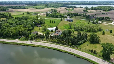 411 60th Avenue NE Willmar MN 56201