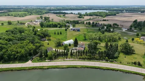 411 60th Avenue NE Willmar MN 56201