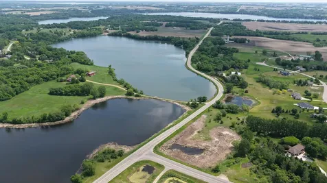411 60th Avenue NE Willmar MN 56201
