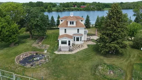 411 60th Avenue NE Willmar MN 56201