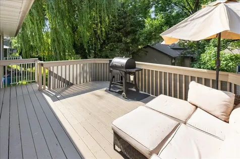 675 5th Avenue E Shakopee MN 55379