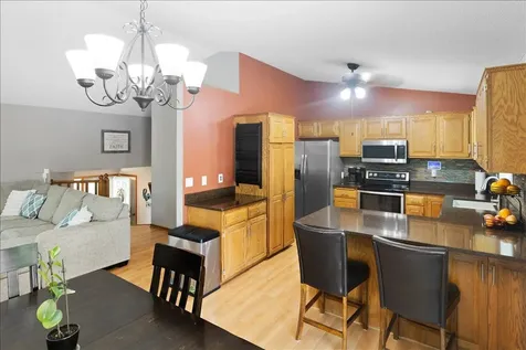 675 5th Avenue E Shakopee MN 55379