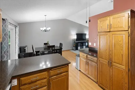 675 5th Avenue E Shakopee MN 55379