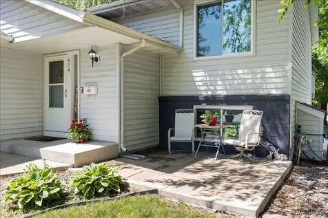 675 5th Avenue E Shakopee MN 55379