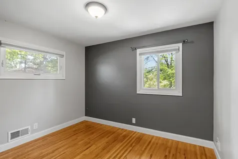 4346 Jasper Drive Eagan MN 55122