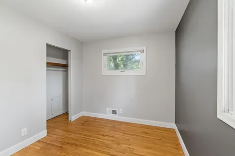 4346 Jasper Drive Eagan MN 55122