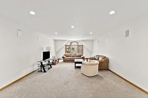 2368 Barton Avenue NW Buffalo MN 55313