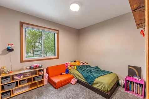 1914 23rd Street S Fargo ND 58103