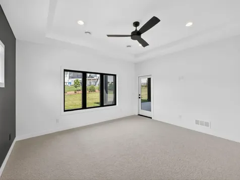1547 Shannon Oaks Boulevard NE Rochester MN 55906