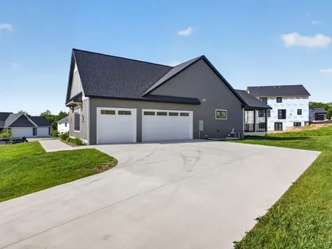 3180 Bella Terra Lane NE Rochester MN 55906