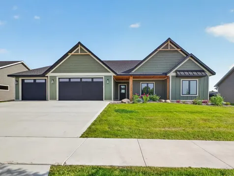 3235 Bella Terra Road NE Rochester MN 55906
