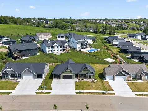 3235 Bella Terra Road NE Rochester MN 55906