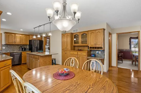 1506 Mc Auliffe Place NW Alexandria MN 56308