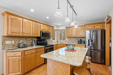 1506 Mc Auliffe Place NW Alexandria MN 56308