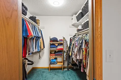 1506 Mc Auliffe Place NW Alexandria MN 56308