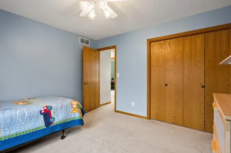 1506 Mc Auliffe Place NW Alexandria MN 56308