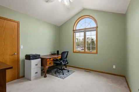 1506 Mc Auliffe Place NW Alexandria MN 56308
