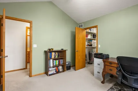 1506 Mc Auliffe Place NW Alexandria MN 56308