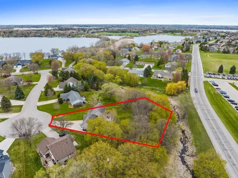 1506 Mc Auliffe Place NW Alexandria MN 56308