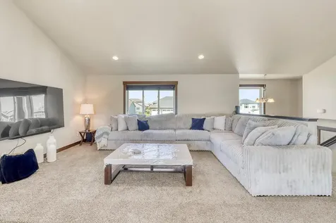 4902 35th Avenue S Fargo ND 58104