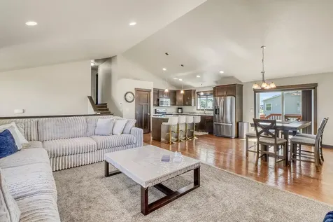 4902 35th Avenue S Fargo ND 58104