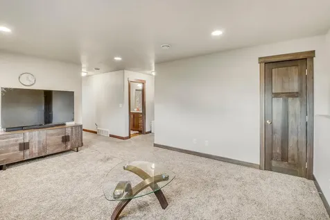 4902 35th Avenue S Fargo ND 58104